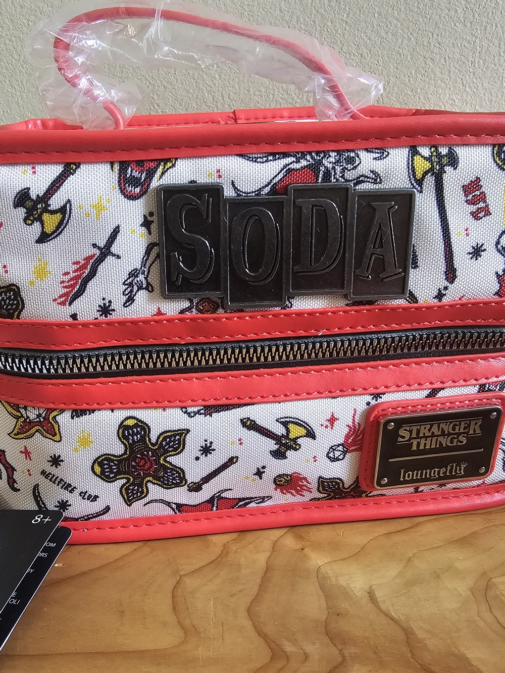 NWT Loungefly Funko SODA Stranger Things Crossbody Bag ONLY Limited Edition - Picture 3 of 8